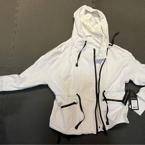 Blanc noir white jacket